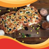 سینه مرغ تقریبا 500 گرم ، ژامبون 90% تقریبا 350 گرم عجیب پیتزا